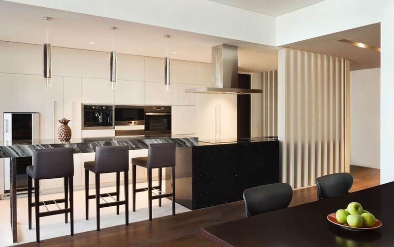 La Ville Hotel & Suites City Walk Dubai, Autograph Collection Eksteriør billede A modern kitchen