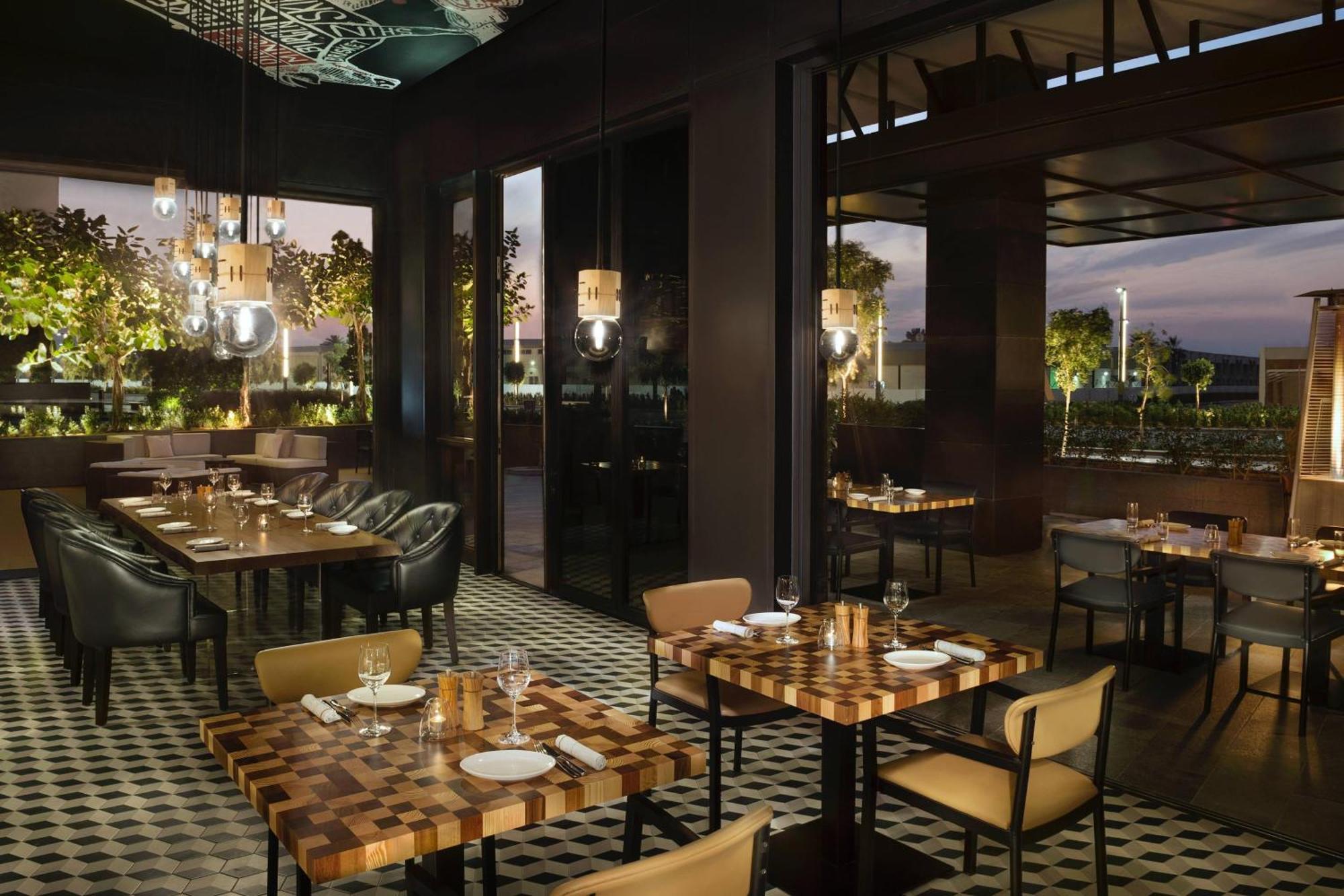 La Ville Hotel & Suites City Walk Dubai, Autograph Collection Eksteriør billede The interior of the restaurant