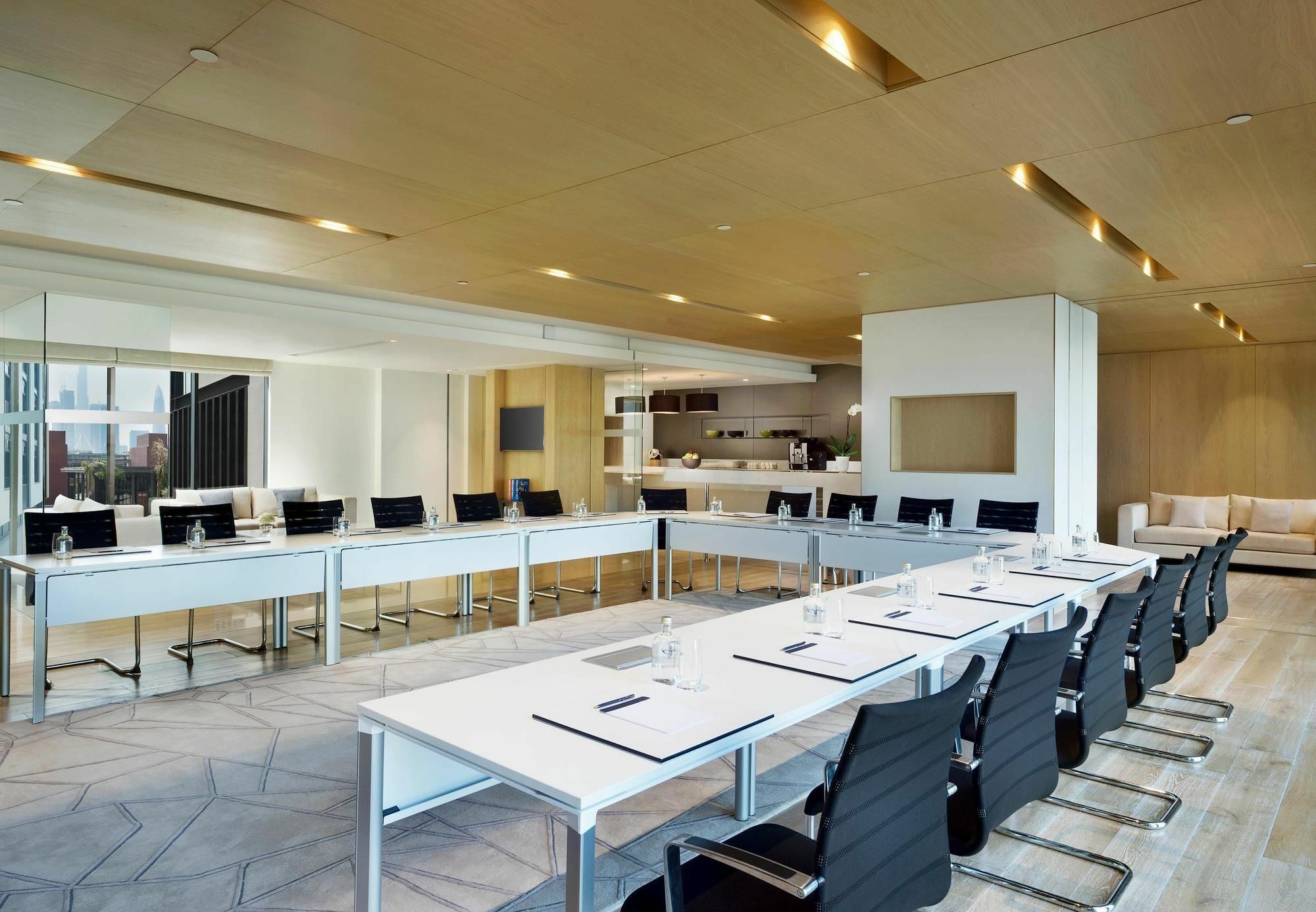 La Ville Hotel & Suites City Walk Dubai, Autograph Collection Eksteriør billede Meeting room